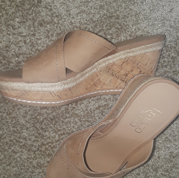 franco sarto wedge shoes